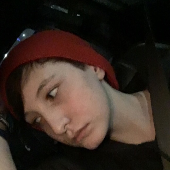 Meet your Posher, Abby - Picture 1 of 1